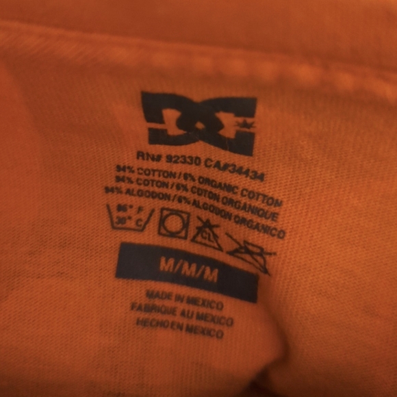 RARE color Monster energy DC brand tee size men's M orange great condition - Picture 5 of 7